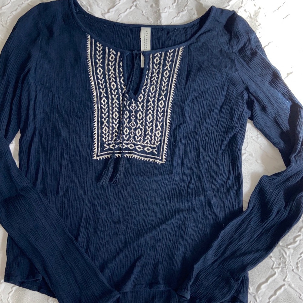 Aero beachy long sleeved blouse